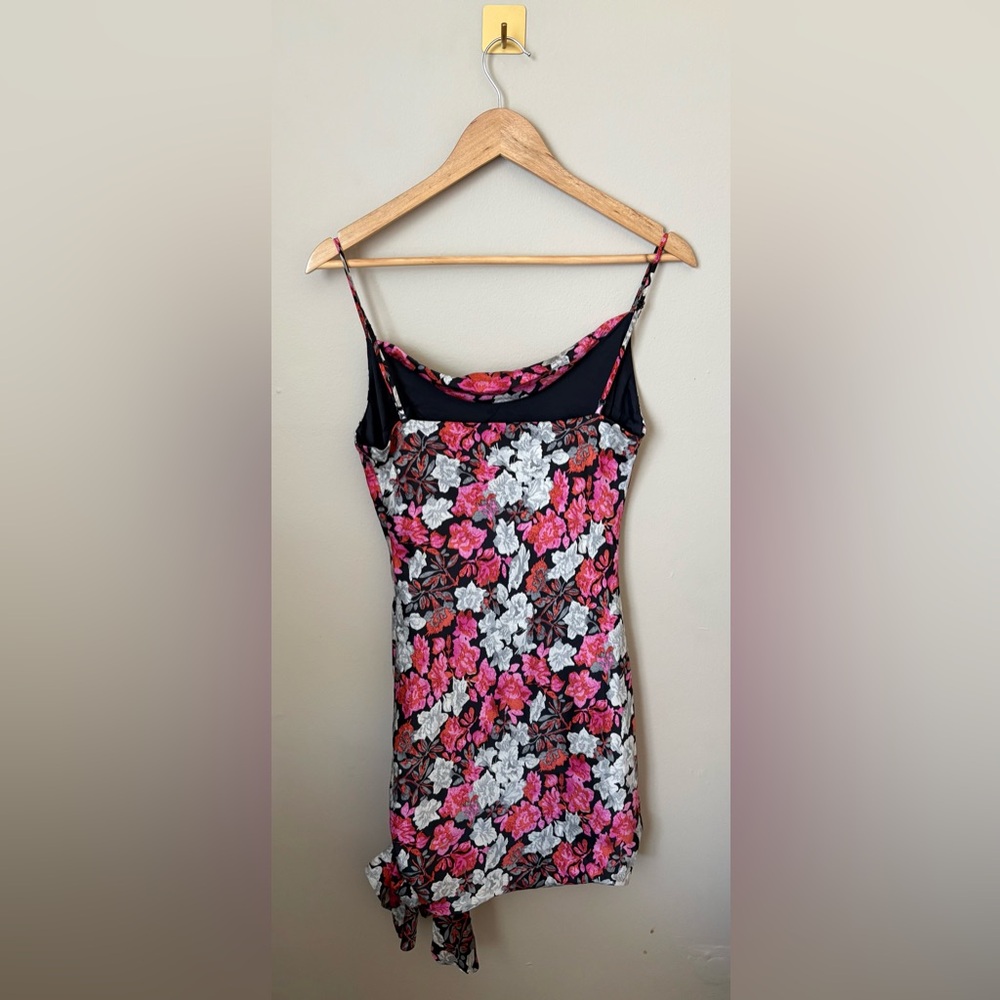 Size 6 Cinq À Sept Ryder Black Silk Multi Floral Mini Dress - Picture 5 of 5